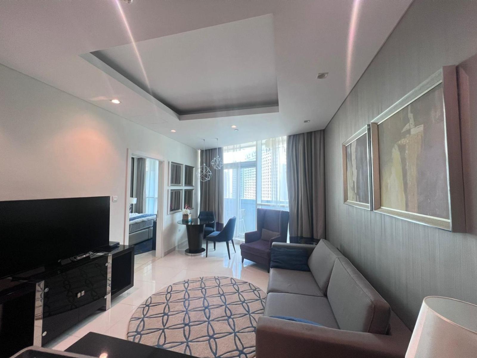 Downtown, Business Bay, Very Close To Mall